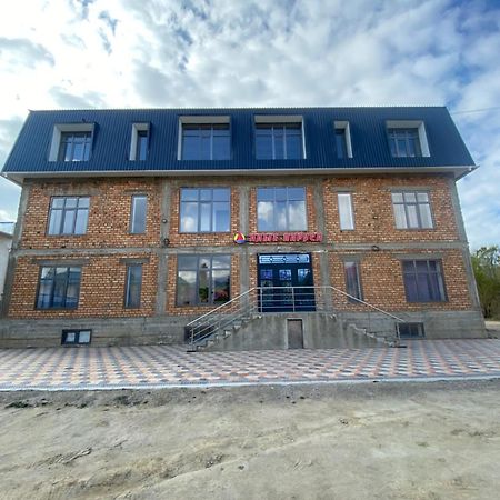 Алые Паруса Hotel Cholpon-Ata Exterior photo